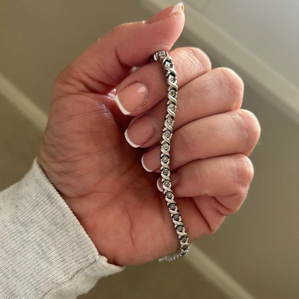 Sterling silver tennis bracelet - Picture 5 of 7